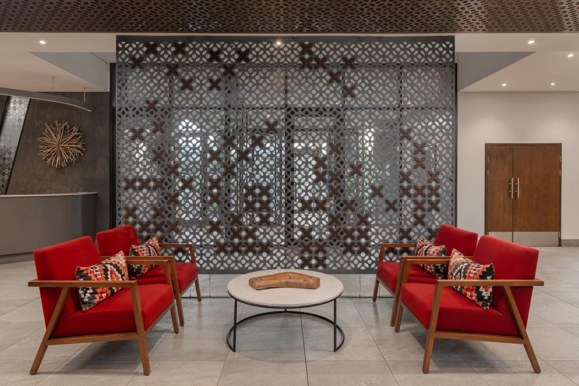 Crowne Plaza - By Ihg Hotel Dar es Salaam