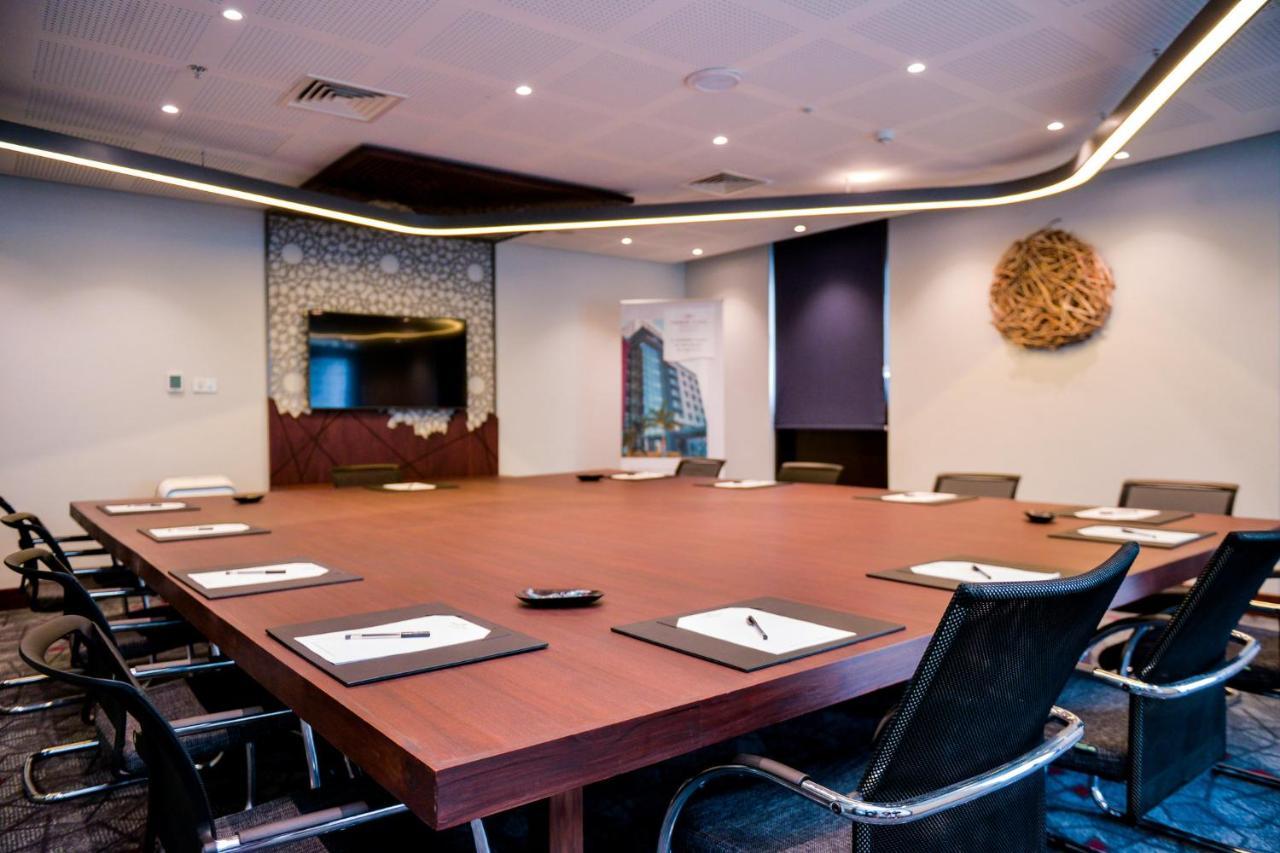 Crowne Plaza - By Ihg 4*