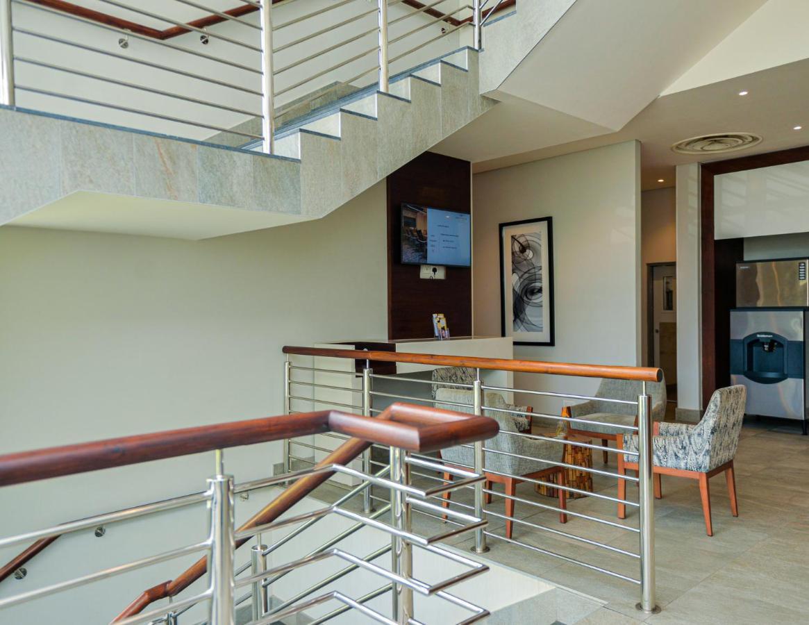 Crowne Plaza - By Ihg Отель