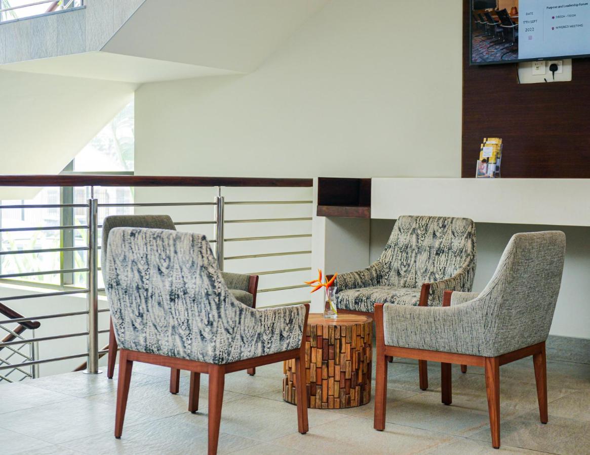 Crowne Plaza - By Ihg Отель Дар-эс-Саламе