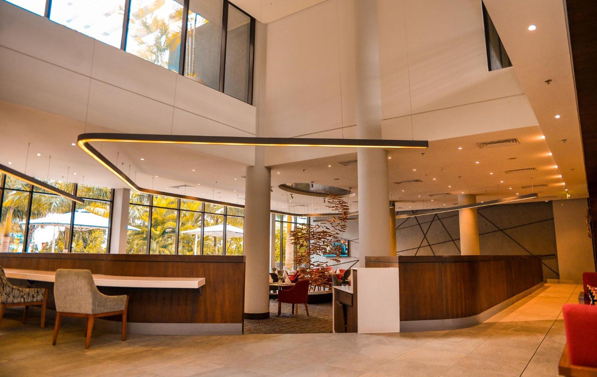 Crowne Plaza - By Ihg