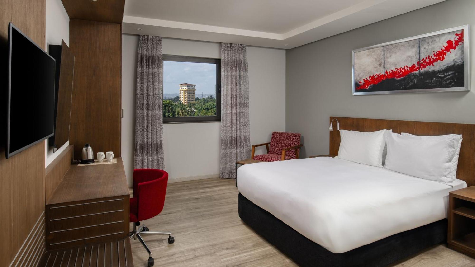 Crowne Plaza - By Ihg