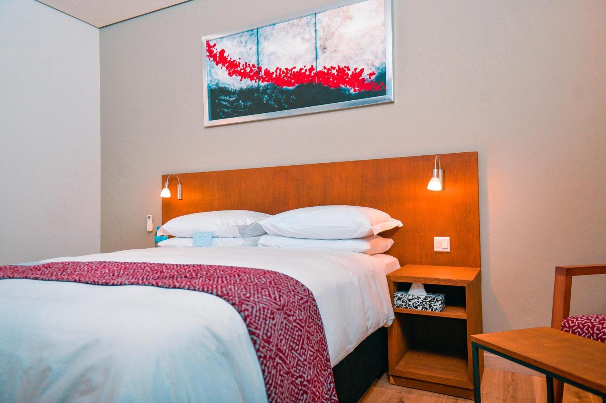 Crowne Plaza - By Ihg Дар-эс-Саламе